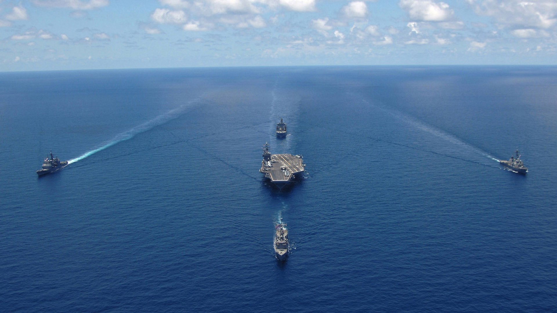 库兹马诺维奇在巴黎奥运会手球比赛中展现出高水平的反应速度，库兹马球技