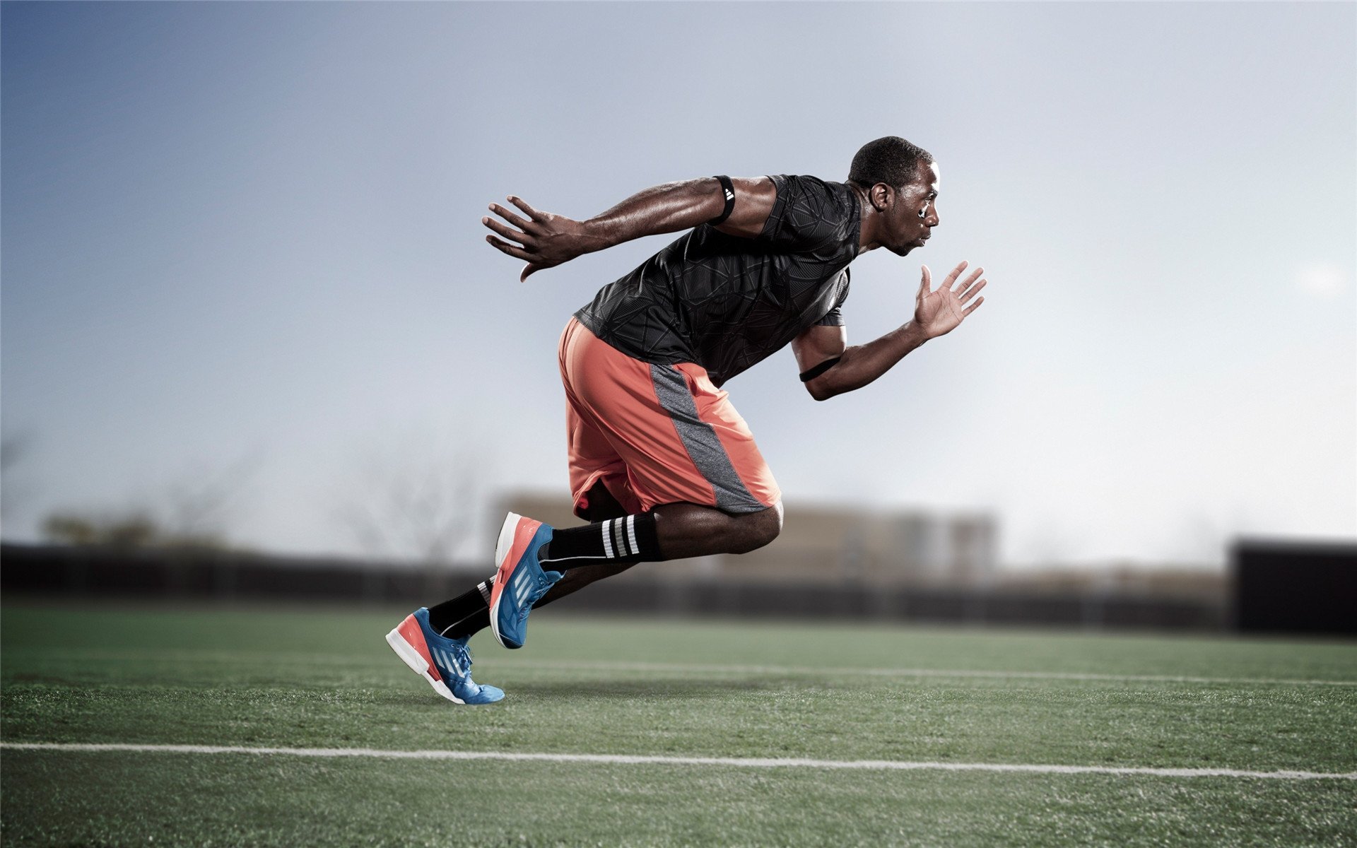 哈兰德神级表现,英超连续10场破门领跑射手榜,哈兰德联赛进球