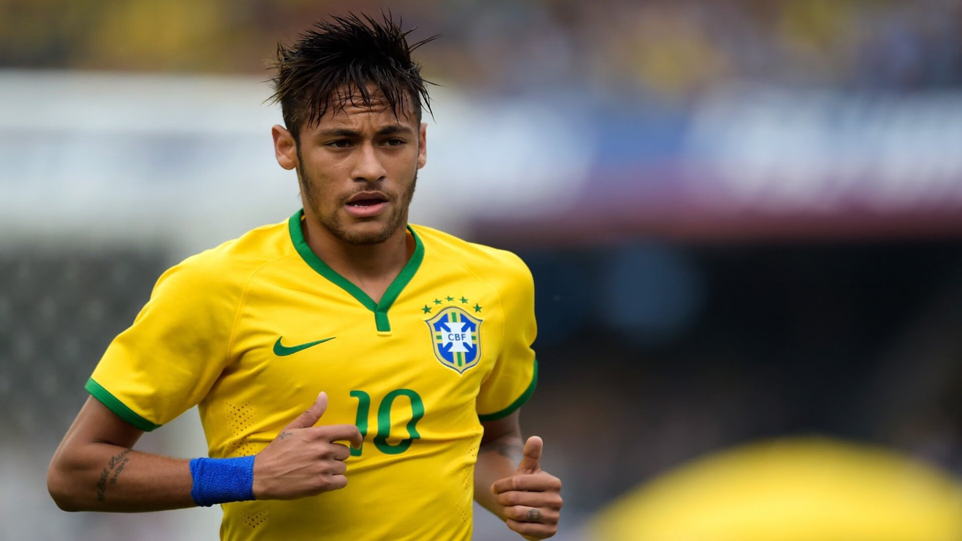 kaiyun-英超激烈冲刺：每场都精彩绝伦，悬念不断！，英超现场